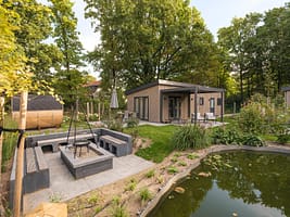 cover_20250925-VeluweparkDeBosgraaf-198_Loevestein_Deluxe_met_hottub_en_sauna_4_pers-3000px-001_kopie