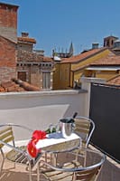 aHR0cHM6Ly9zdG9yYWdlLmdvb2dsZWFwaXMuY29tL3R3ZC1wbGF0Zm9ybS1zY2hhdWluc2xhbmQtaW1hZ2VzL0VTSFBBQzFINjRQSzhESEVEOVI2RQ