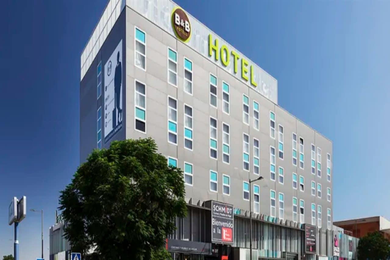 aHR0cHM6Ly9ob3RlbGltYWdlcy5zdW5ob3RlbHMubmV0L0hvdGVsSW5mby9ob3RlbEltYWdlRnVsbC5hc3B4P2lkPTI0NjE1NTY0