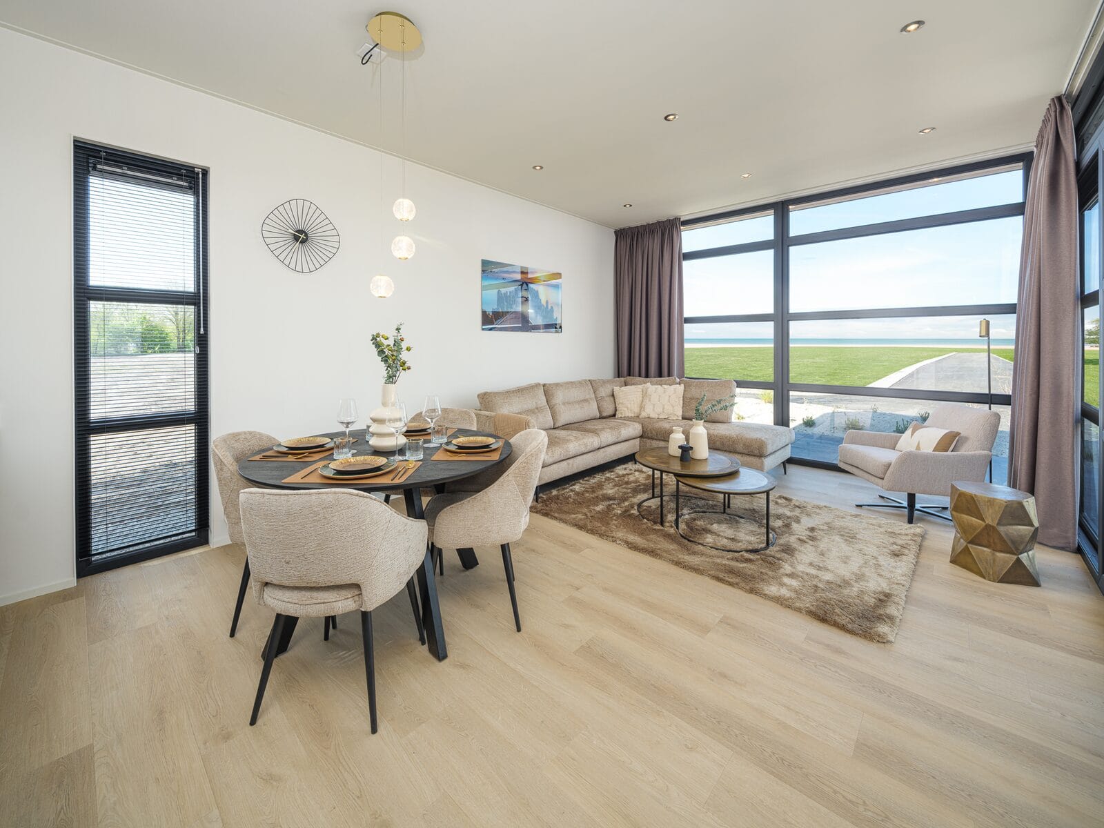 cover_EDIT_-_20250430-DickRuumpolFotografie-MarinaPark_Beach_Resort_Soal-LR-001