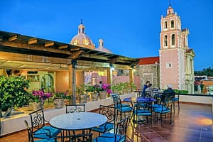 aHR0cDovL3Bob3Rvcy5ob3RlbGJlZHMuY29tL2dpYXRhL3hsLzEzLzEzMDEzMS8xMzAxMzFhX2hiX3RfMDAxLmpwZw