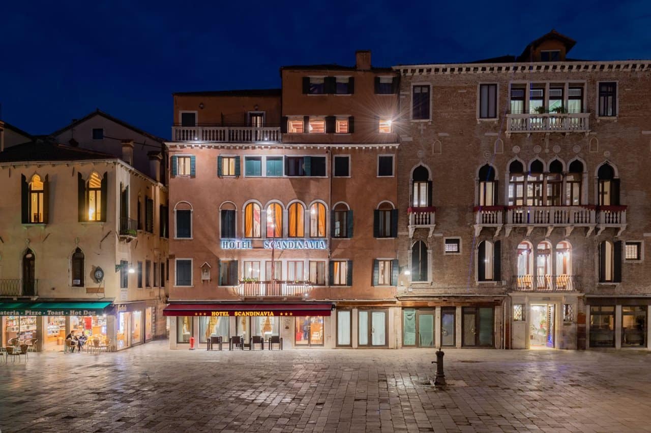 aHR0cHM6Ly9ob3RlbGltYWdlcy5zdW5ob3RlbHMubmV0L0hvdGVsSW5mby9ob3RlbEltYWdlRnVsbC5hc3B4P2lkPTI0NzY1NjQ2