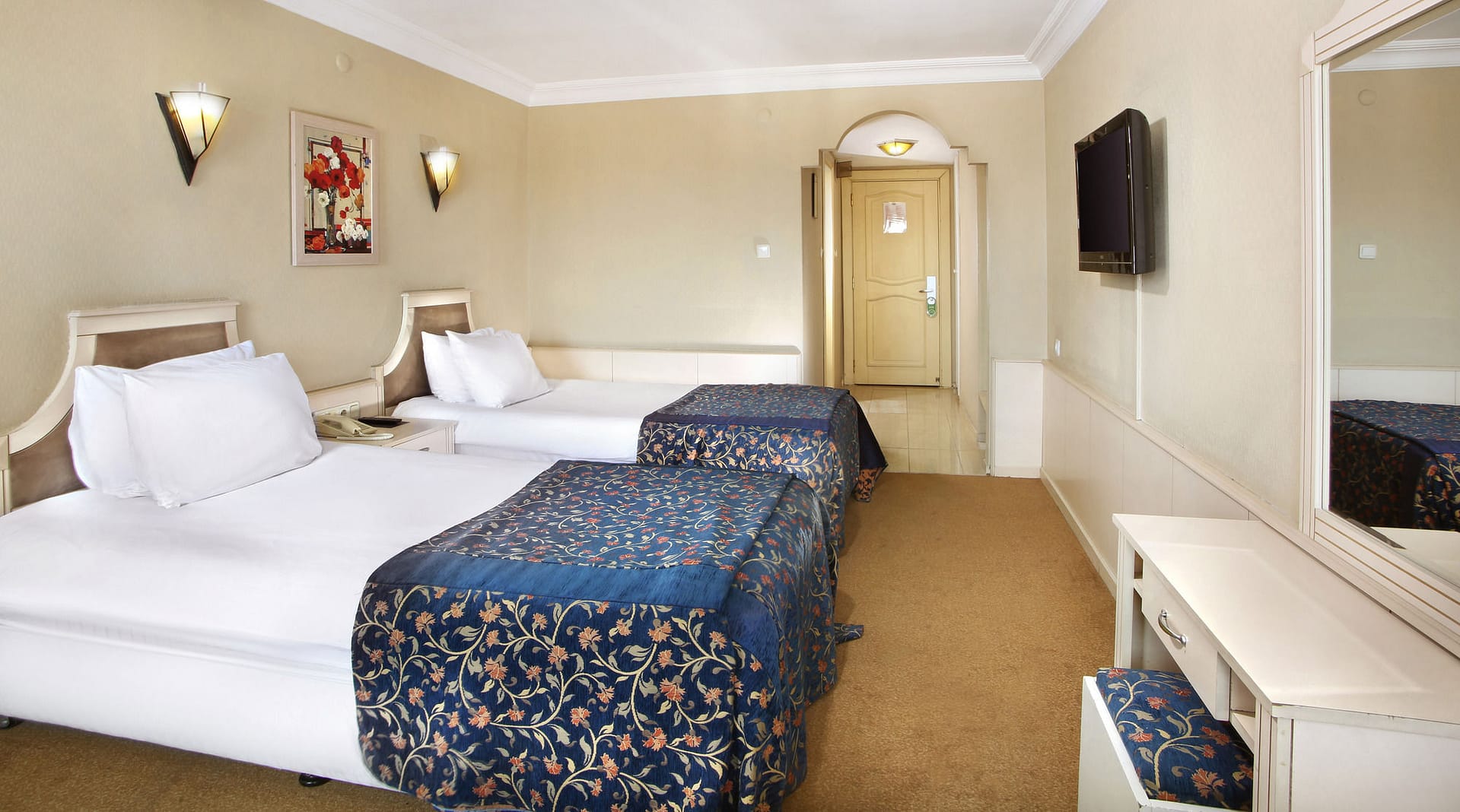 aHR0cHM6Ly9ob3RlbGltYWdlcy5zdW5ob3RlbHMubmV0L0hvdGVsSW5mby9ob3RlbEltYWdlRnVsbC5hc3B4P2lkPTYyMDcxMjU