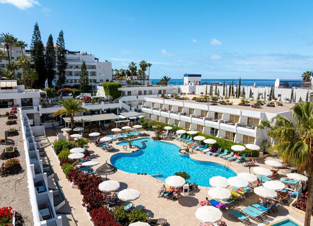 aHR0cHM6Ly9tZWRpYS50dWljb250ZW50Lm5sL0I1My9CNTNFRDQ4NTM1QkQ2MjY2RTJFNkM5RURFMEFBNjk3NC5qcGc