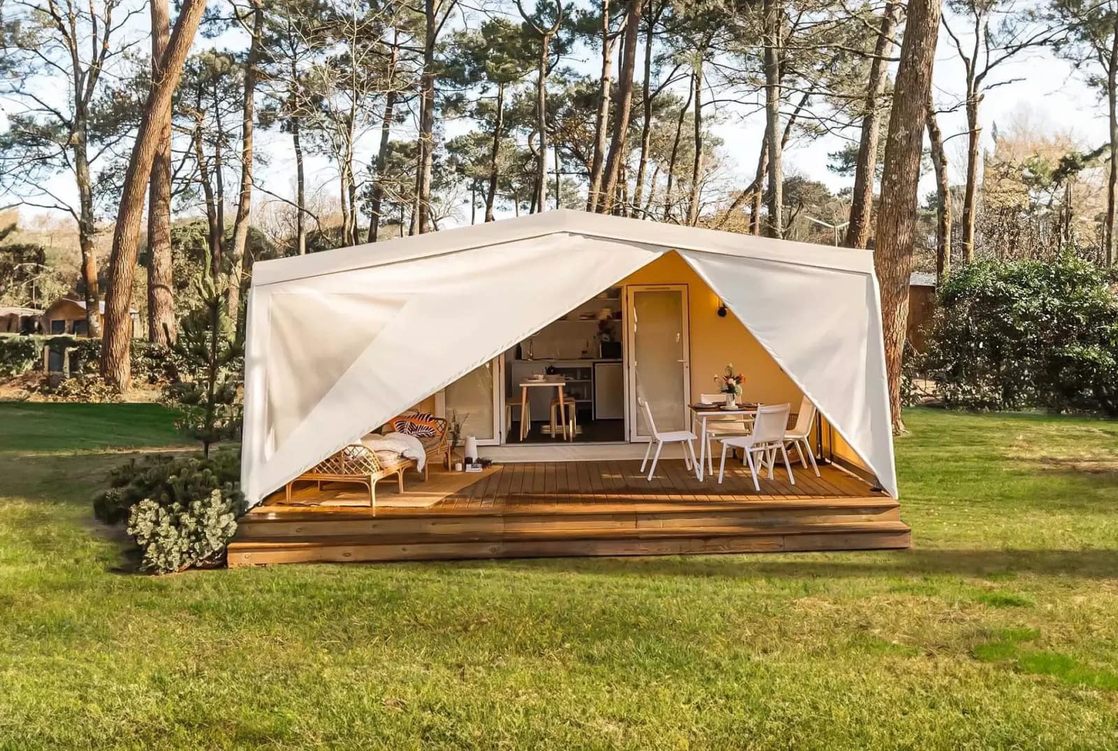 coco-sweet-comfort-flower-camping-le-platin-la-redoute
