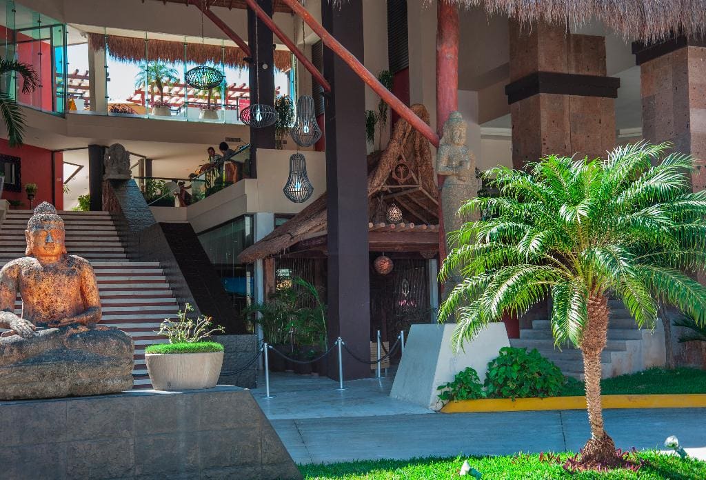 aHR0cDovL3Bob3Rvcy5ob3RlbGJlZHMuY29tL2dpYXRhL3hsLzY0LzY0MTUyNi82NDE1MjZhX2hiX2xfMDAzLmpwZw