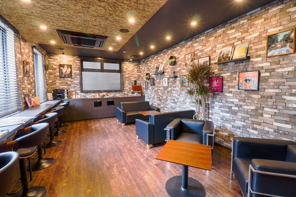 337b886f6204f232e9838d8c412fb146