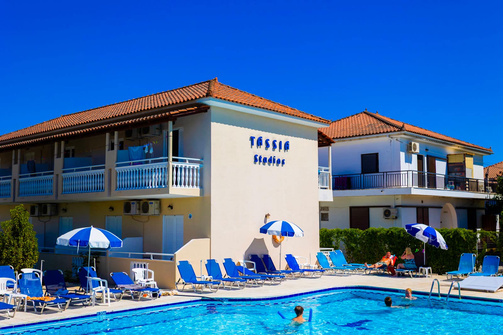 L1E13668A1W1600H1066