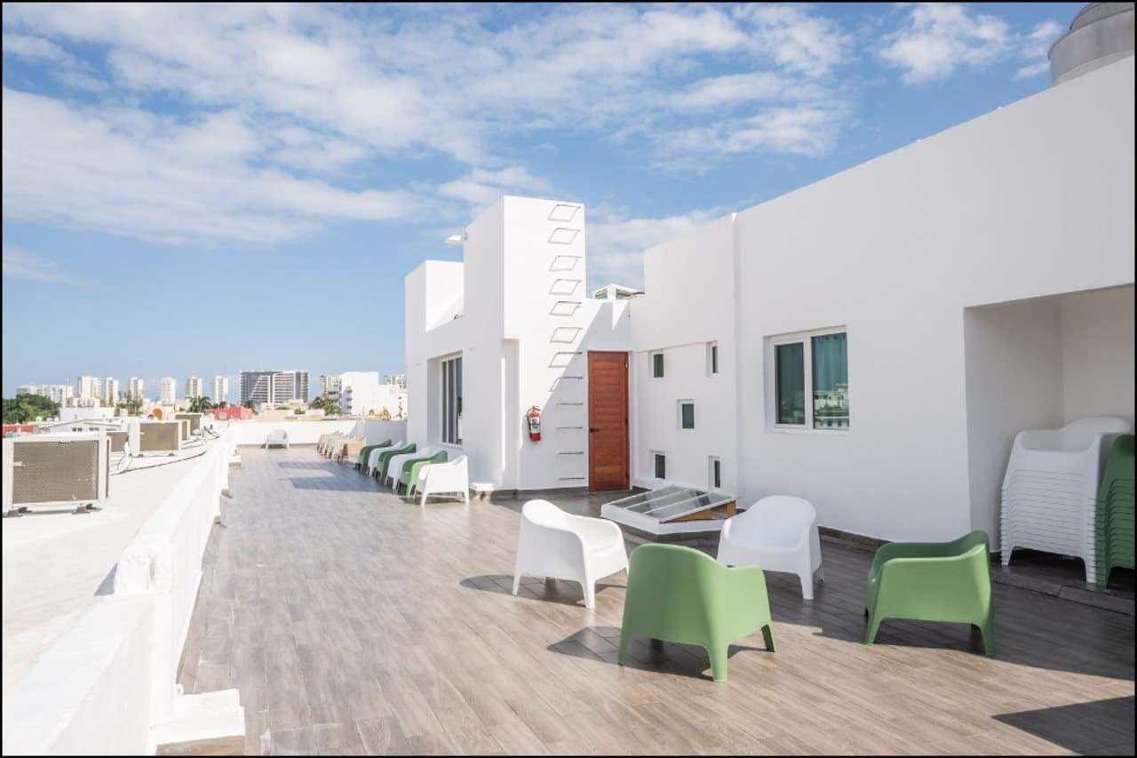 aHR0cHM6Ly9ob3RlbGltYWdlcy5zdW5ob3RlbHMubmV0L0hvdGVsSW5mby9ob3RlbEltYWdlRnVsbC5hc3B4P2lkPTgxNDcyMjMw