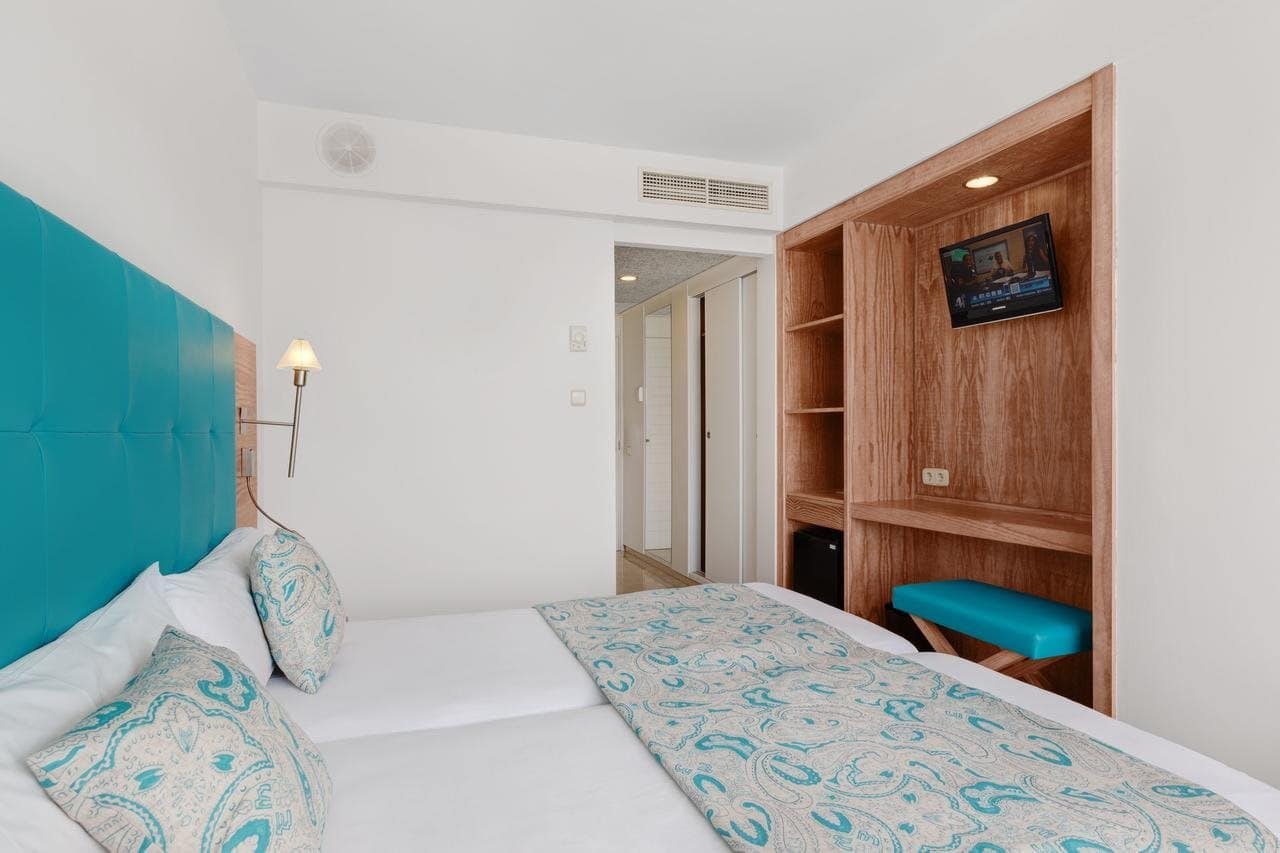 aHR0cHM6Ly9ob3RlbGltYWdlcy5zdW5ob3RlbHMubmV0L0hvdGVsSW5mby9ob3RlbEltYWdlRnVsbC5hc3B4P2lkPTEwNjQ1MTEy