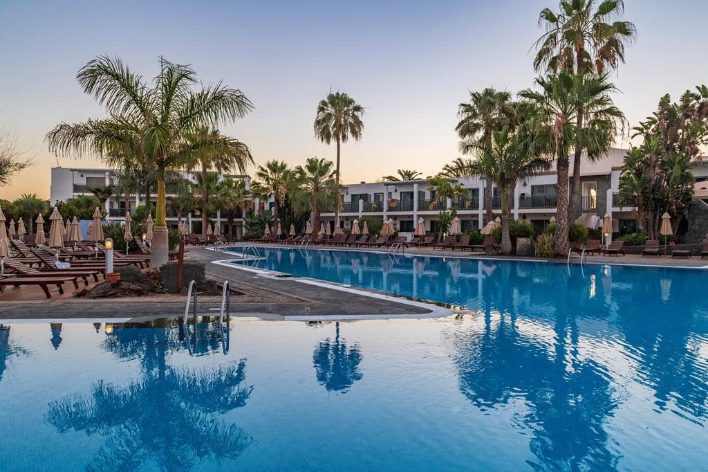 aHR0cHM6Ly9tZWRpYS50dWljb250ZW50Lm5sLzE4My8xODNENzgwQ0NDQzY1NDVDMzJBODNENjk5OTA5MTU2QS5qcGc