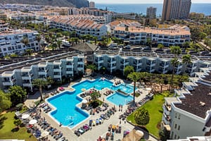 aHR0cHM6Ly9pbWFnZXMtY2RuLmNvcmVuZG9ucmVzb3VyY2VzLmNvbS9MMUU5NDEwQTFXMTYwMEgxMDY2LmpwZz92PTIyMDgxOTEyMTEyOQ