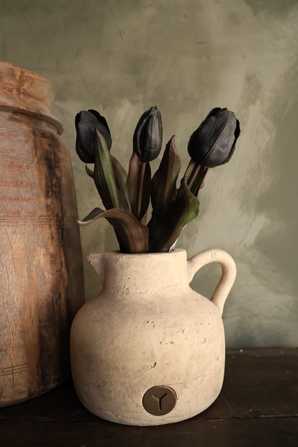 Bosje tulpen zwart