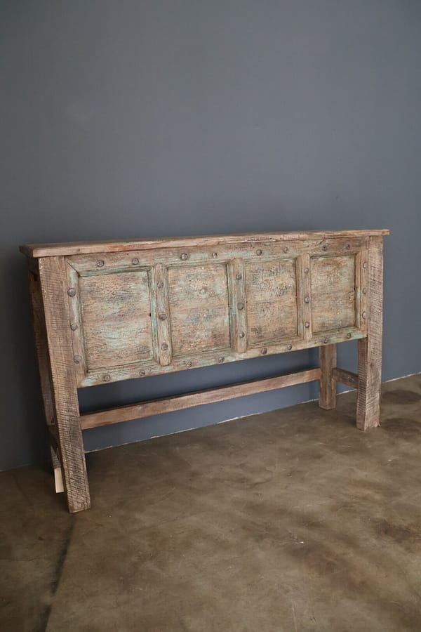 Vintage side table nr.k016