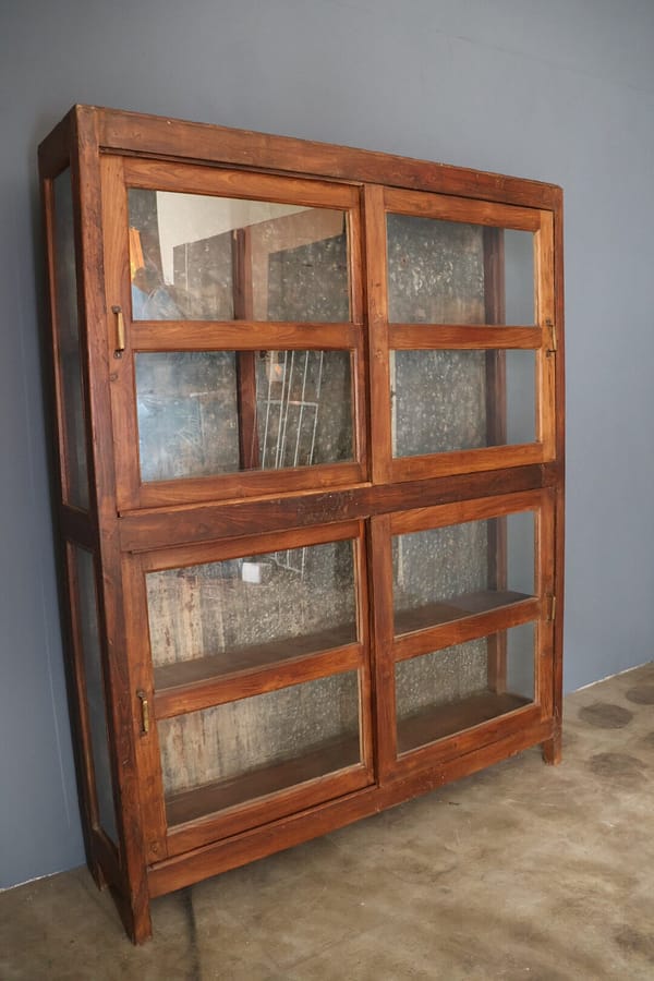 Vintage kast nr.66