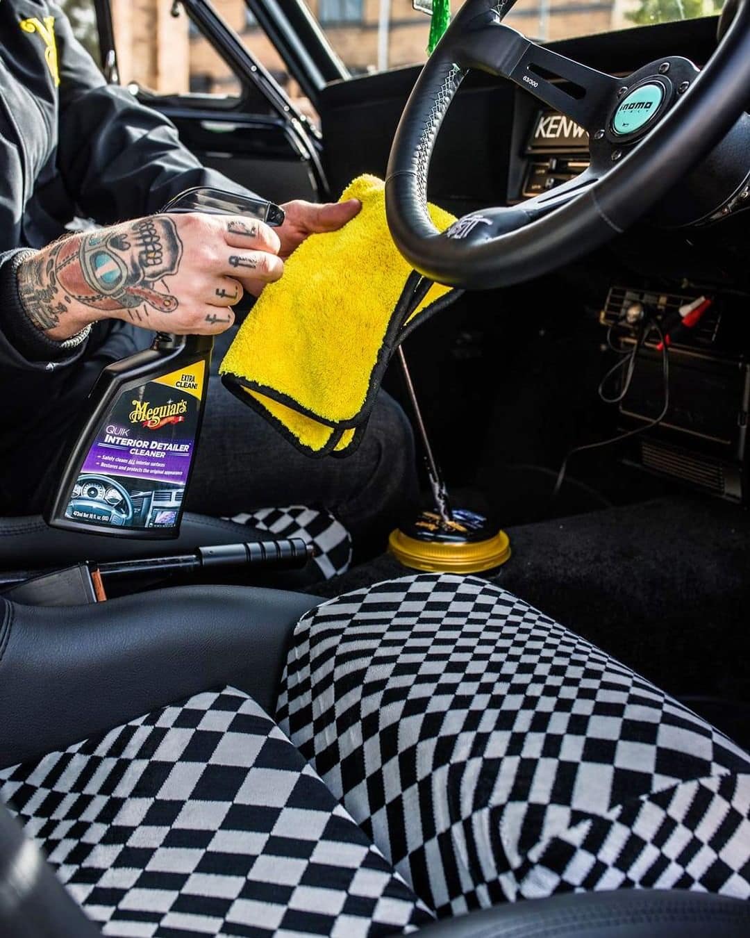 Meguiar’s Pulitore Cruscotti Auto Con Effetto Lucido G-13616EU