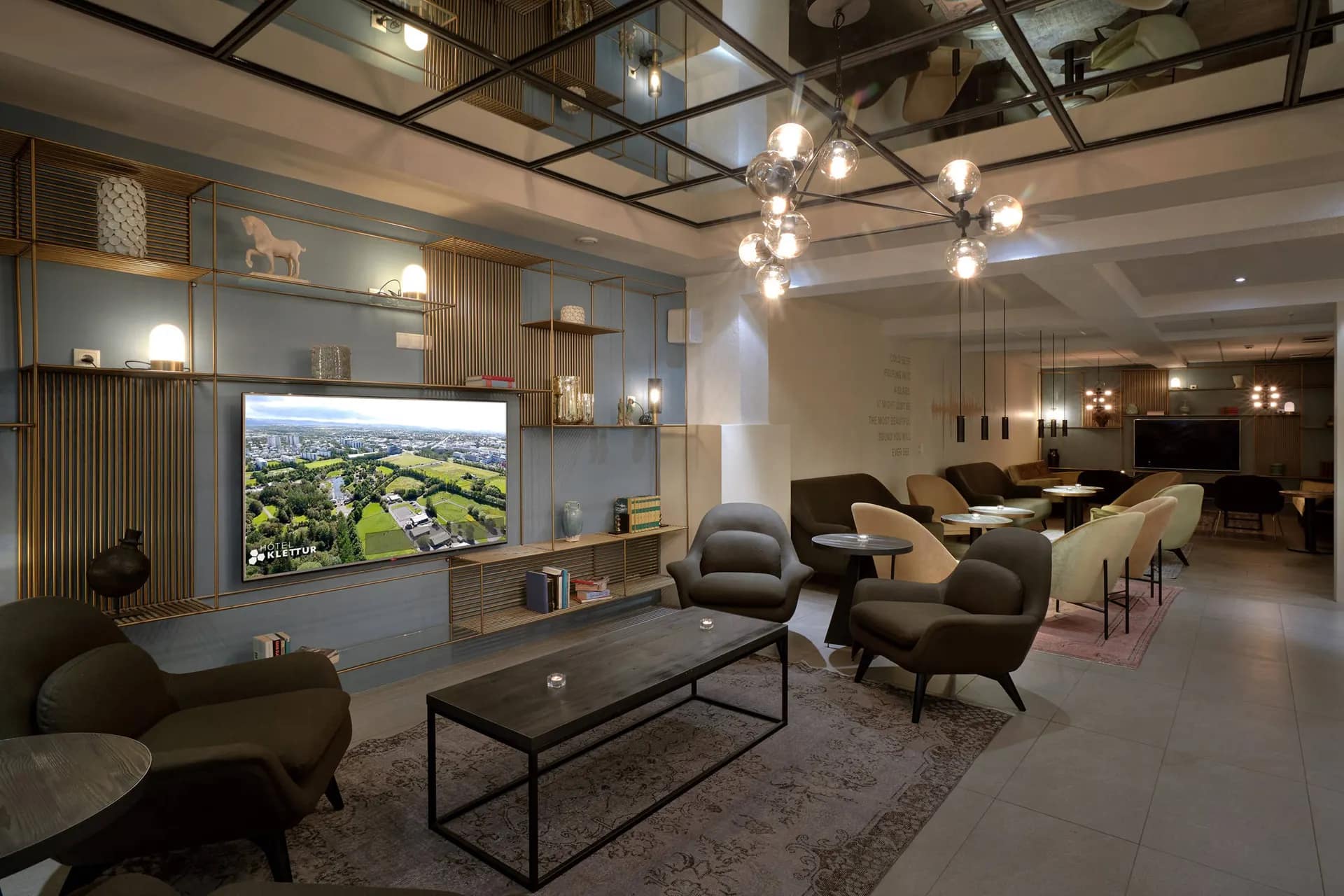 aW1hZ2VzLXR3ZC13aGl0ZWxhYmVsLXByZC9kZWpvbmdpbnRyYS9hSFIwY0hNNkx5OXBiV0ZuWlhNdVpHVnFiMjVuYVc1MGNtRXVibXd2WVhOelpYUXZhVzFoWjJVdk0yWTNaakUyTmpVdE1UYzROQzAwTWpsaUxUZzNZekV0TjJJek1UTTBZekEyTURGbUwxY3ZTQQ