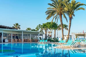 aHR0cHM6Ly9pbWFnZXMuY29yZW5kb25yZXNvdXJjZXMuY29tL0wxRTI3MjJBMVcxNjAwSDEwNjYuanBnP3Y9MjQwNzE3MDgyODAz