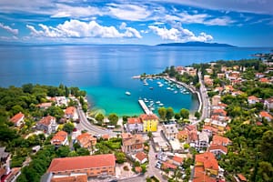Icici,Village,Beach,And,Waterfront,In,Opatija,Riviera,Aerial,View,