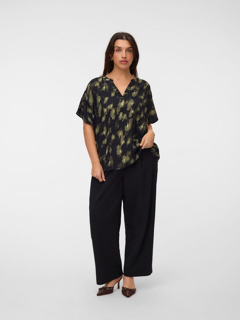 VMCLANINI S/S V-NECK TOP WVN BTQ CUR