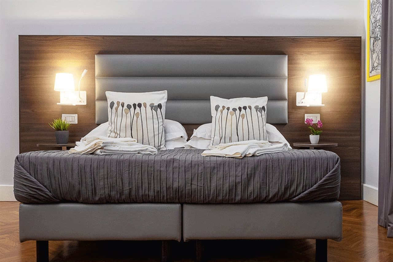 aHR0cHM6Ly9ob3RlbGltYWdlcy5zdW5ob3RlbHMubmV0L0hvdGVsSW5mby9ob3RlbEltYWdlRnVsbC5hc3B4P2lkPTIzODc5MTU1