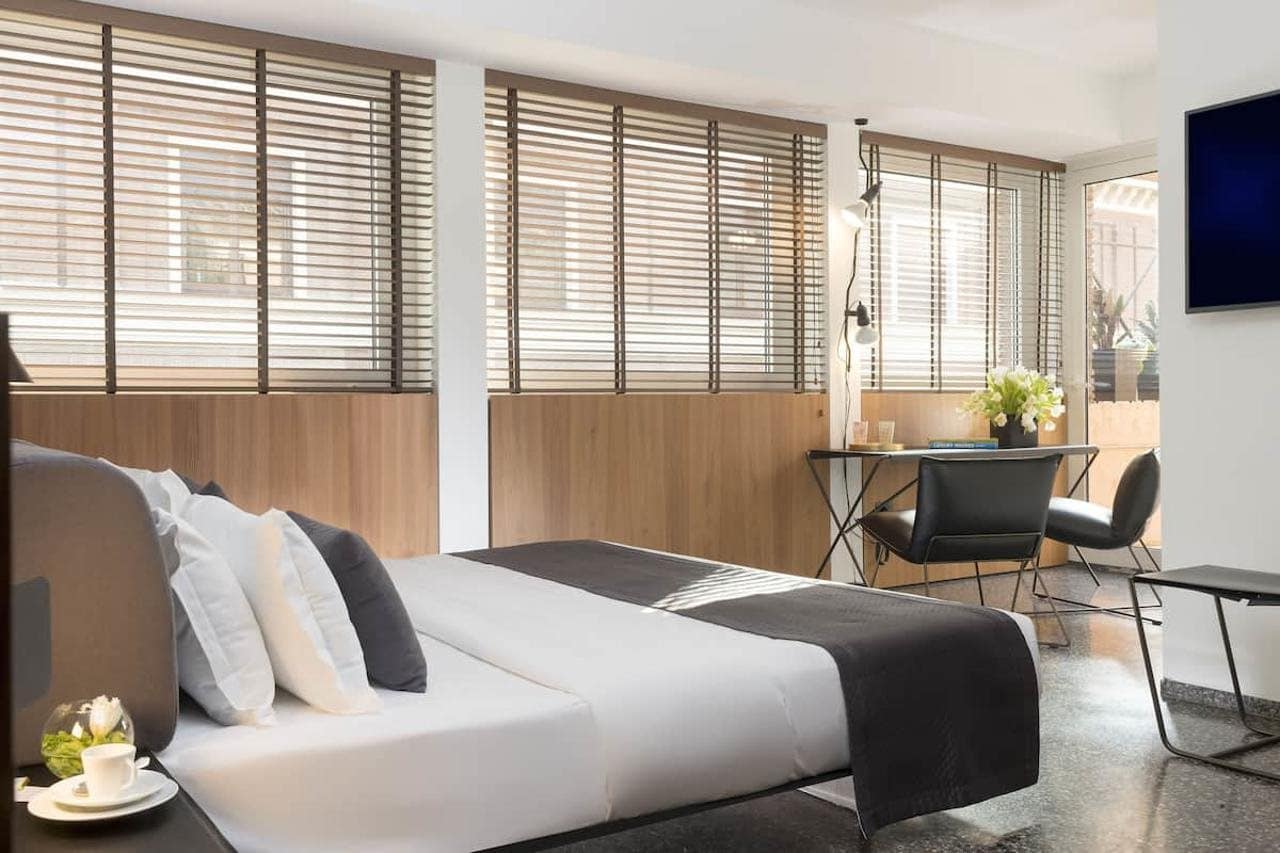 aHR0cHM6Ly9ob3RlbGltYWdlcy5zdW5ob3RlbHMubmV0L0hvdGVsSW5mby9ob3RlbEltYWdlRnVsbC5hc3B4P2lkPTI0NjYwNTgw