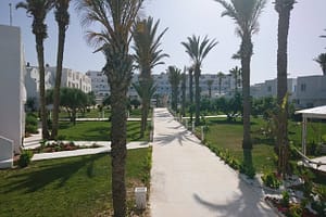 aHR0cHM6Ly9ob3RlbGltYWdlcy5zdW5ob3RlbHMubmV0L0hvdGVsSW5mby9ob3RlbEltYWdlRnVsbC5hc3B4P2lkPTI1MTM4MDEy