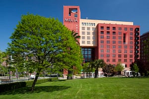 aHR0cHM6Ly9iMmRtYy53Mm0udHJhdmVsL2ltYWdlcy91cGxvYWQvaG90ZWxzLzYzNjAvMDAxTWVsaWFCaWxiYW8tR2VuZXJhbC5qcGc