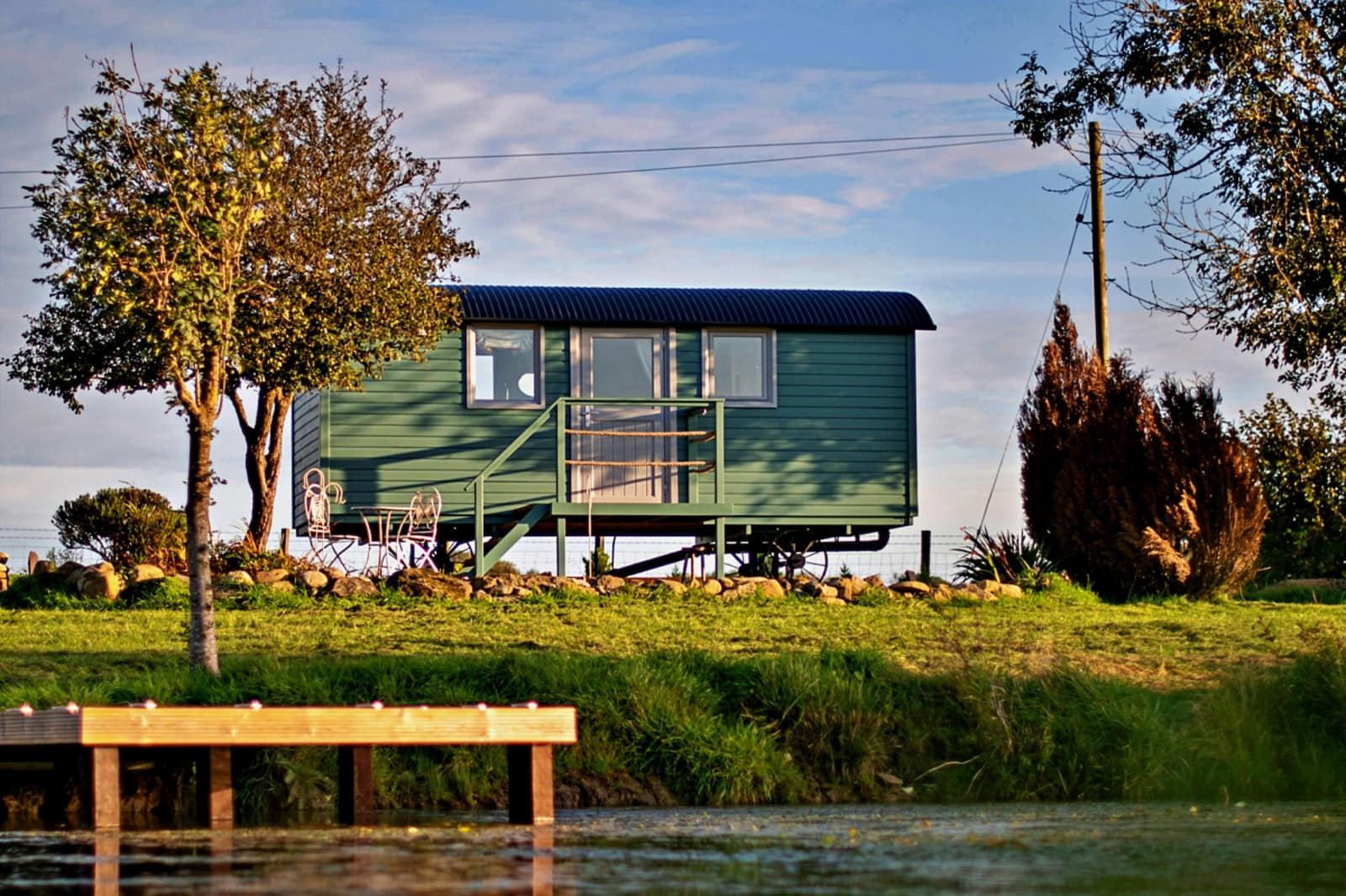 joan-shepherds-hut-