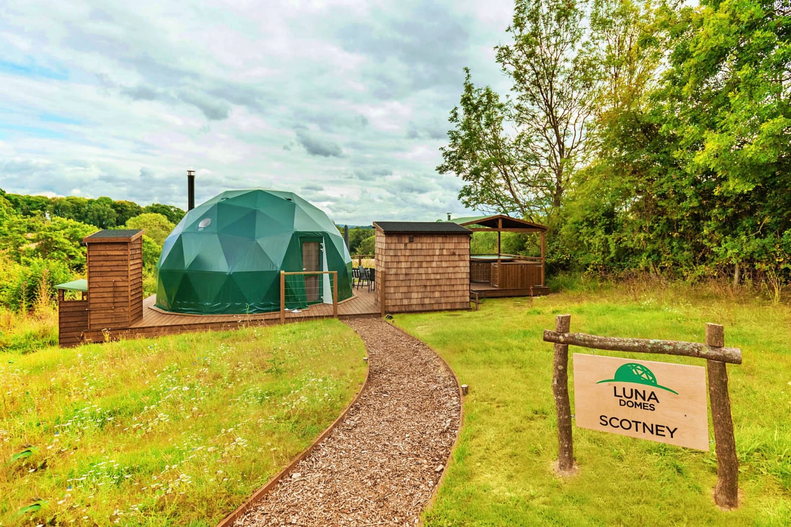 scotney-luxury-dome-
