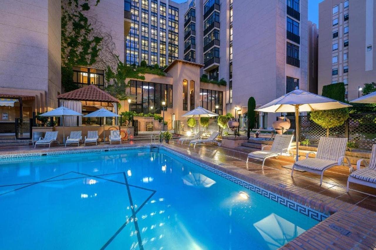 aHR0cHM6Ly9ob3RlbGltYWdlcy5zdW5ob3RlbHMubmV0L0hvdGVsSW5mby9ob3RlbEltYWdlRnVsbC5hc3B4P2lkPTIxNDA2NzAz