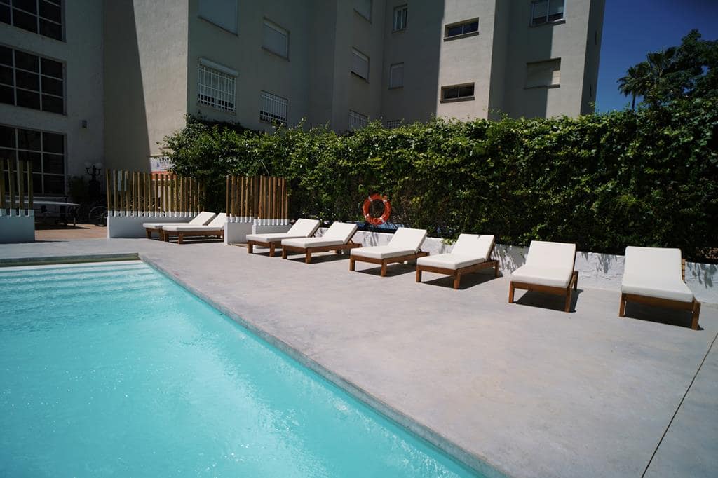 aHR0cHM6Ly9tZWRpYS50dWljb250ZW50Lm5sLzJGQi8yRkIyMjc4NDA1MDRCODk3MkFDRDdCNzAyMDkxQTc2My5qcGc