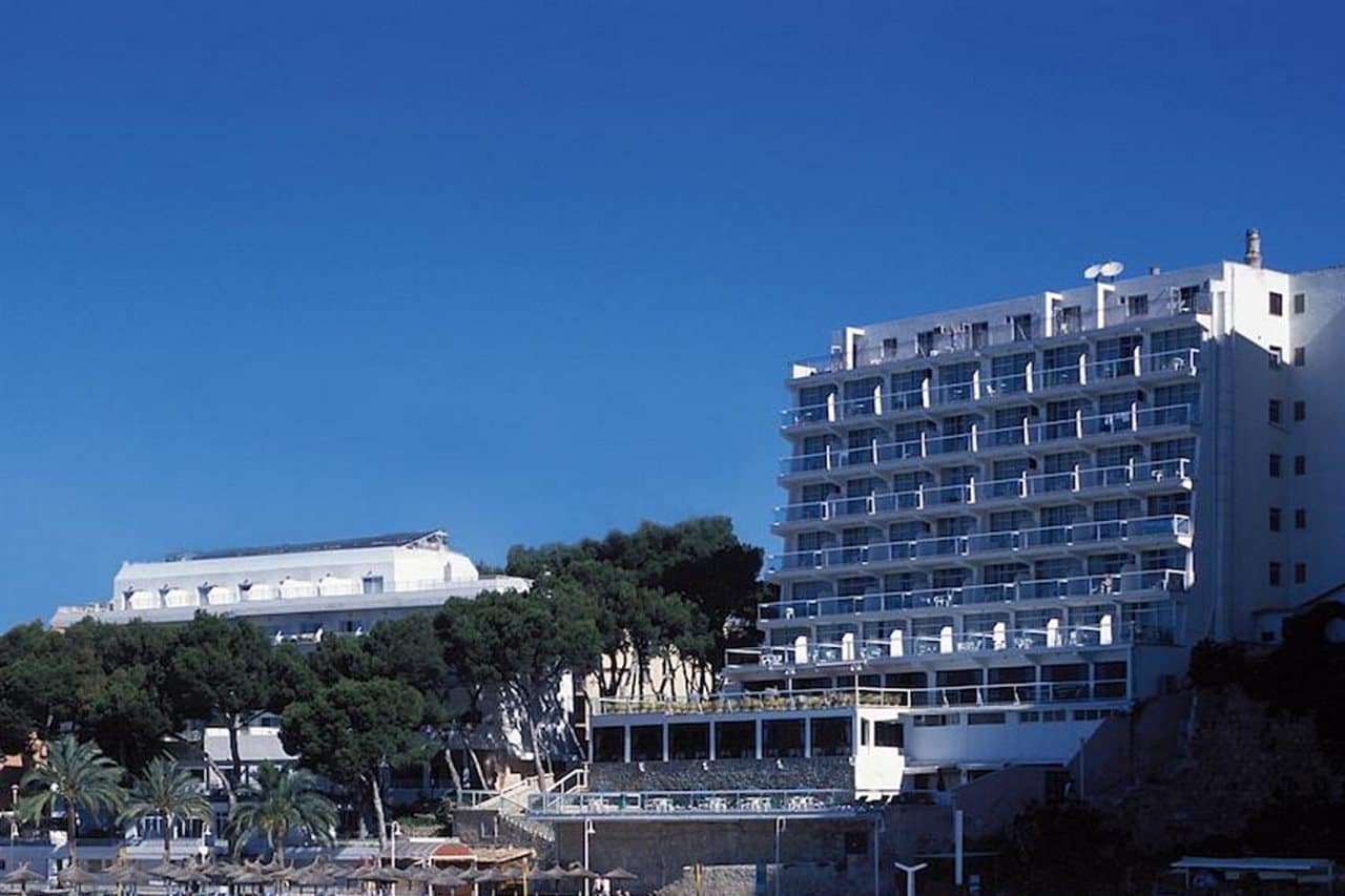 aHR0cHM6Ly9ob3RlbGltYWdlcy5zdW5ob3RlbHMubmV0L0hvdGVsSW5mby9ob3RlbEltYWdlRnVsbC5hc3B4P2lkPTEwNTk3Nzcy