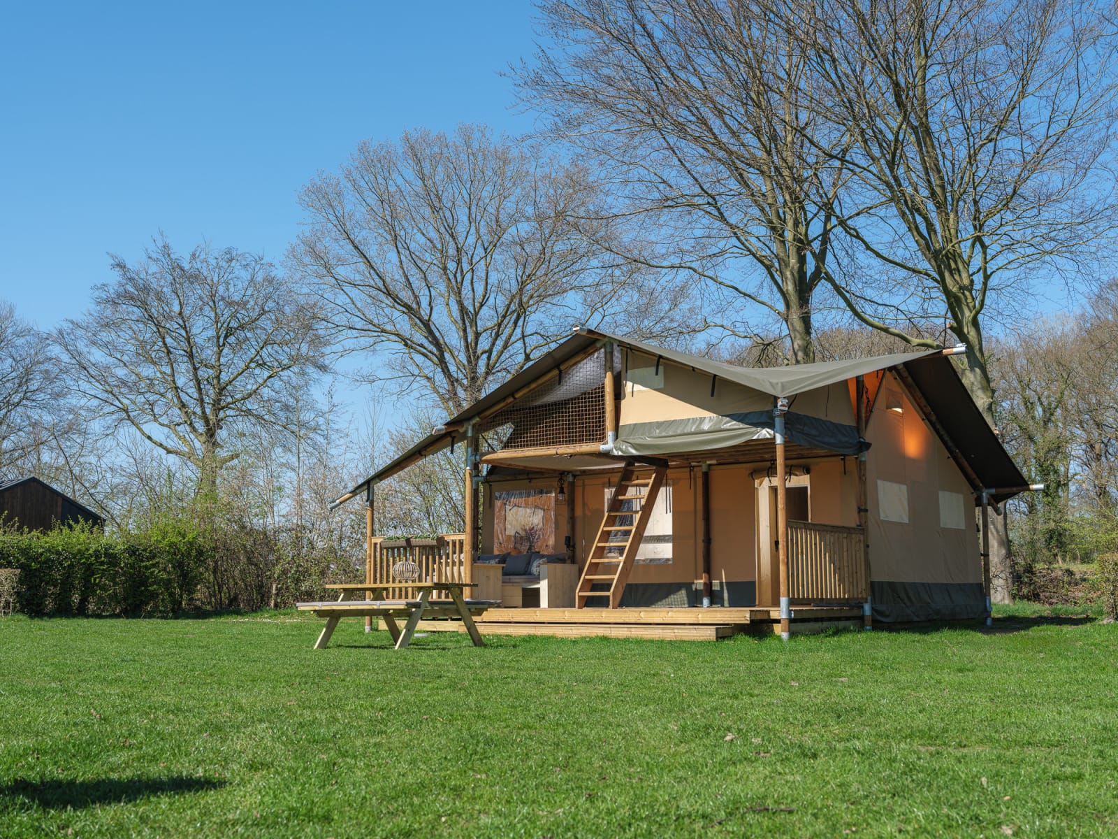 ranger-lodge-recreatiepark-den-blanken