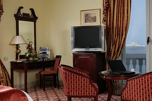 aHR0cHM6Ly9ob3RlbGltYWdlcy5zdW5ob3RlbHMubmV0L0hvdGVsSW5mby9ob3RlbEltYWdlRnVsbC5hc3B4P2lkPTU4NjU3MTM