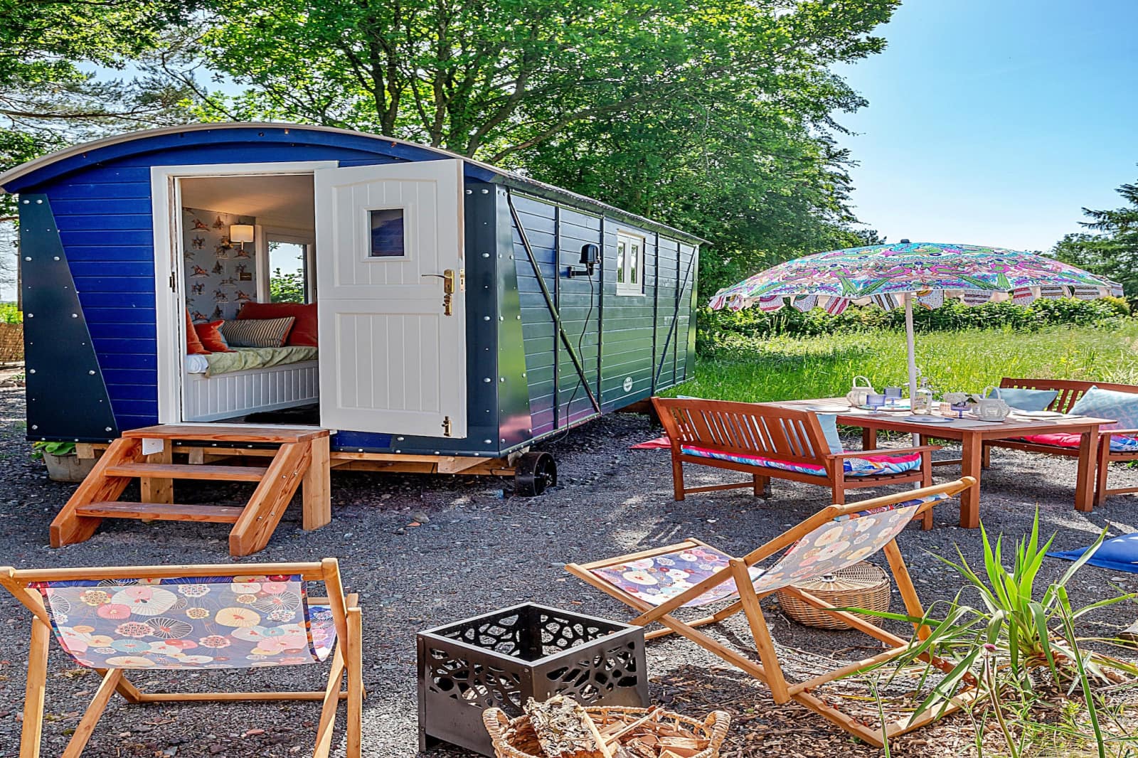 shrawardine-train-carriage-