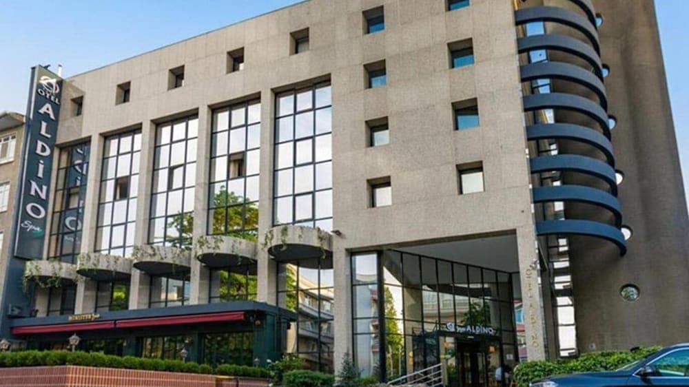 6be34a0a1b84a7c221cf574aab54d058