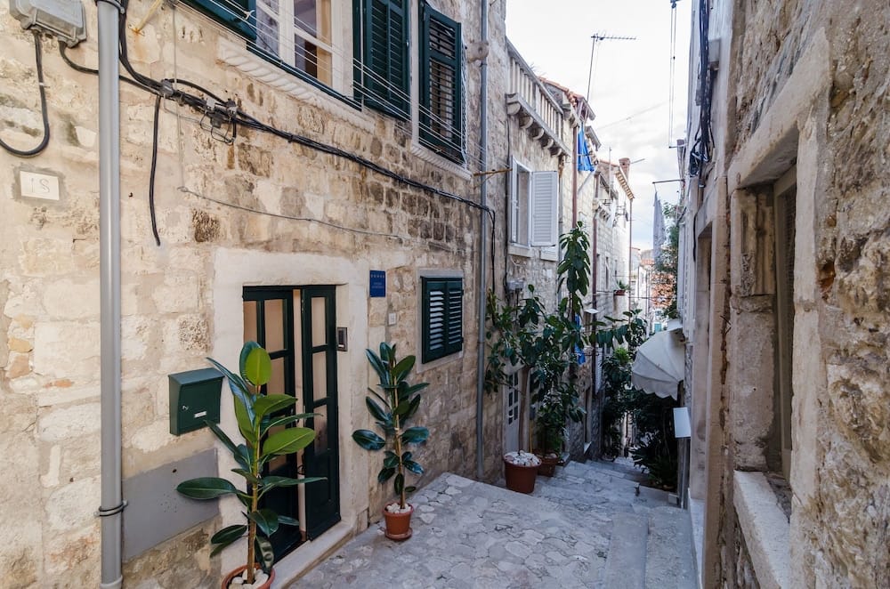 5adff8d79c5ecfe4768f59c661390b25