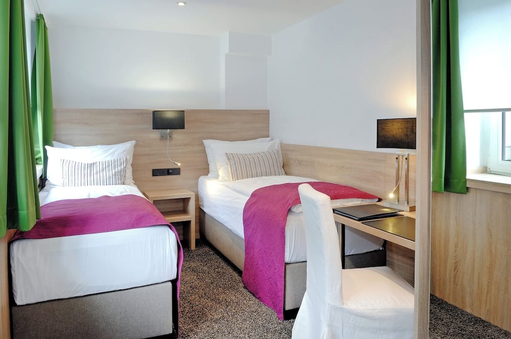 339e57e5de6cf79a2390183703f00e59