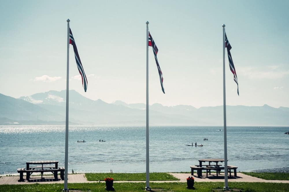 1cc81f61ec506ee1458db93806726818