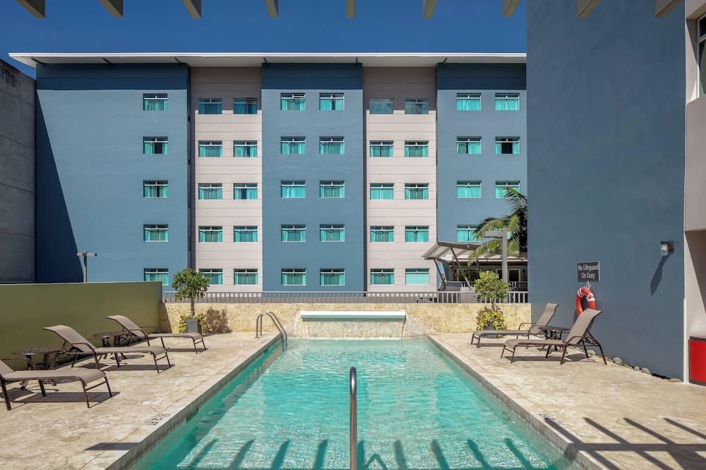 1abe5abdf06f4d12897deffbe84cd0e8