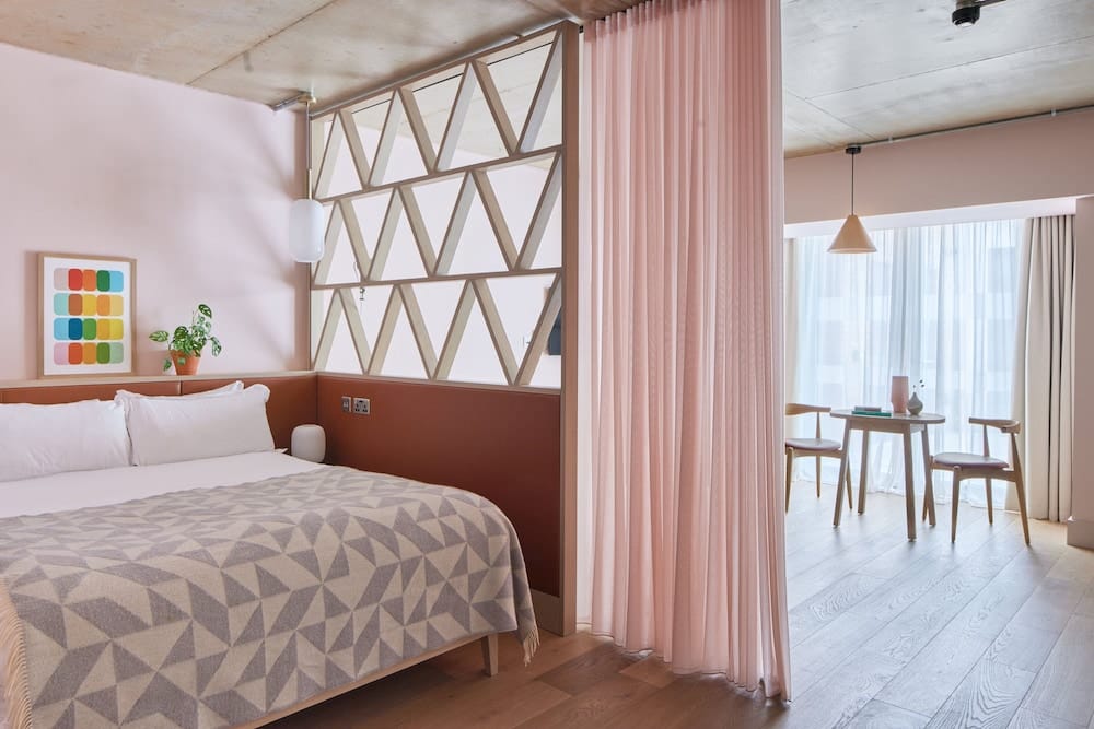 abe9777091d8d28e40a3c18de20506fb