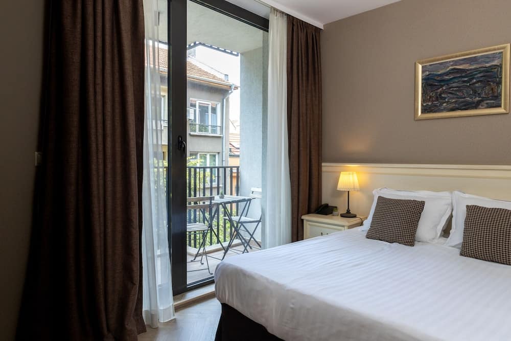 56677fc8c6c5c4f3f8e0e681d3f0000b