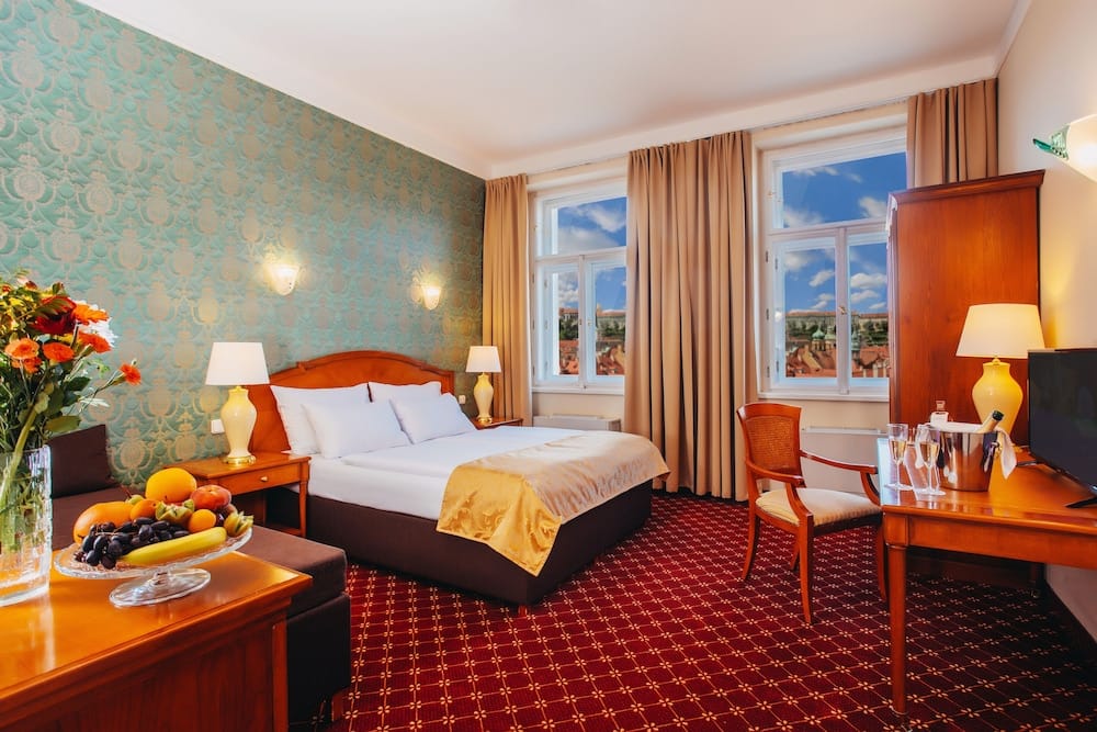 fb770c54476bbb6e717cda6e1300dd67