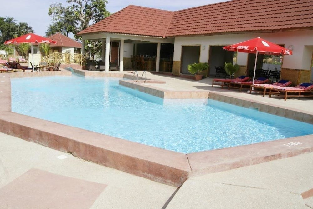 402b7b83e8047cd49b1cbe42e68858e3