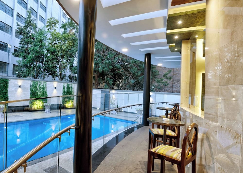 7004839b96e14a031e0aa5345d09085d