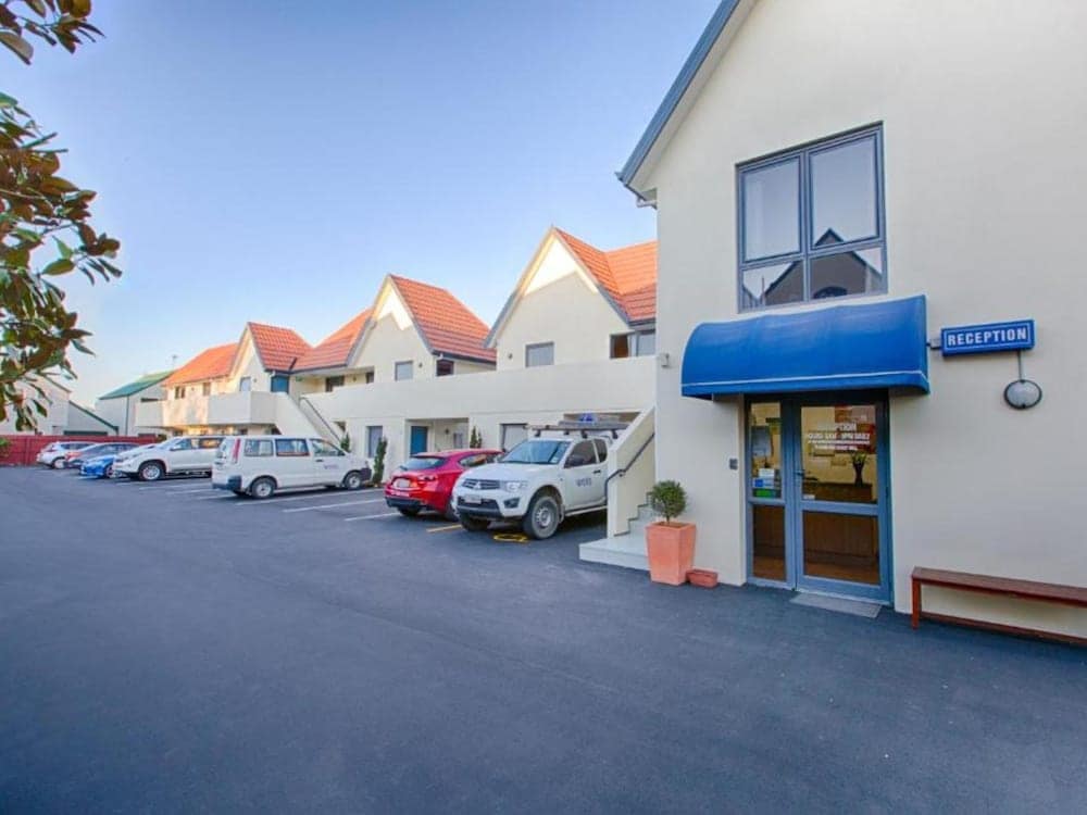 22e61510cf17f8e6227159329e86ab17