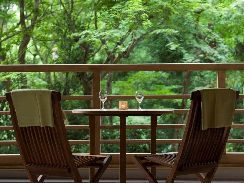 4e79818e241ba5790d5a61fb9acc54ba