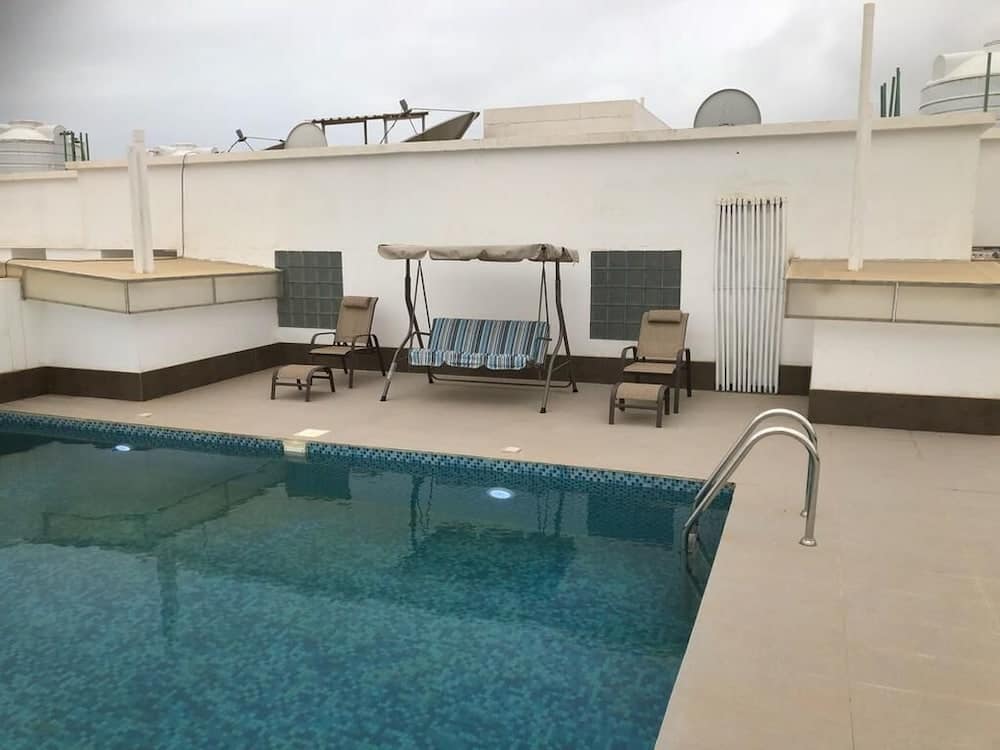 5632399f72a3e1b7d3d6162a60c5c95e