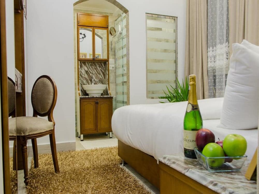 3a43dbccc1810dab1fb31b9cd2e3b5f3